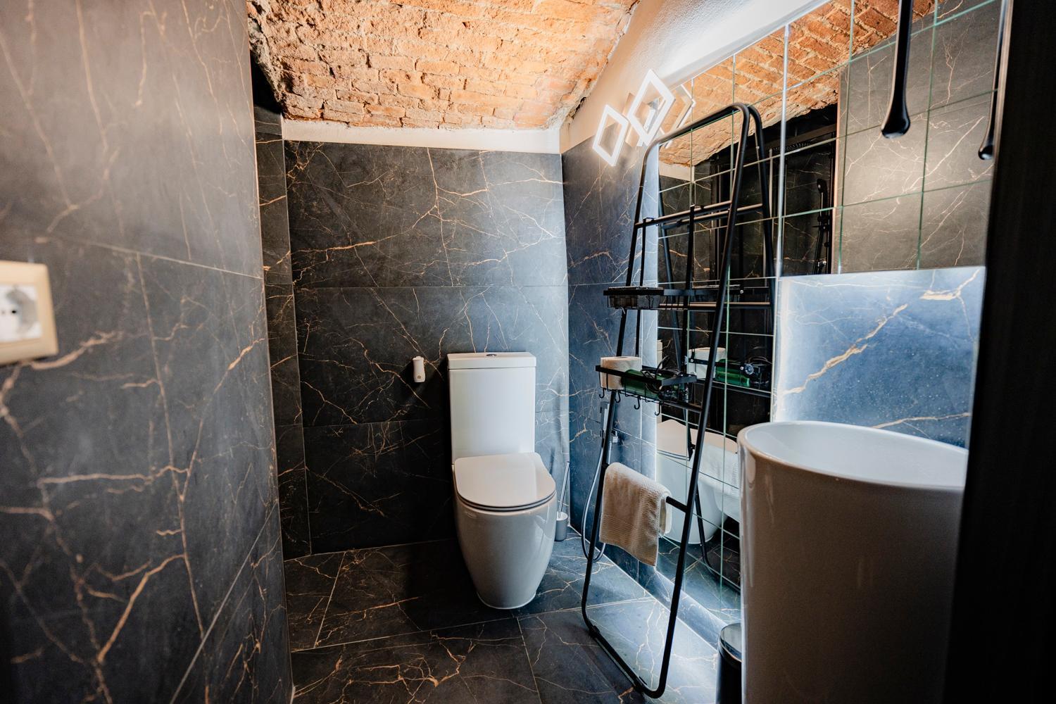 Cosimo I Underground Apartment *